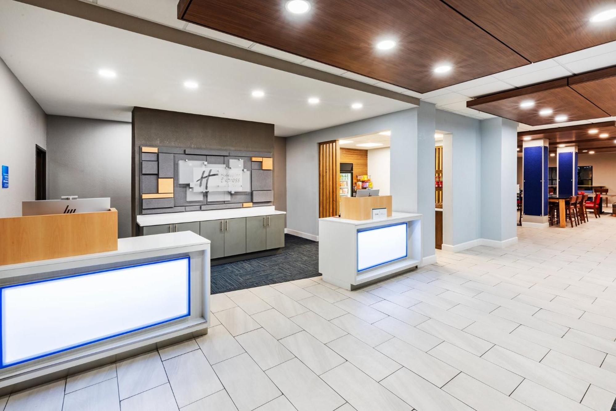 Holiday Inn Express & Suites Del Rio By Ihg Bagian luar foto